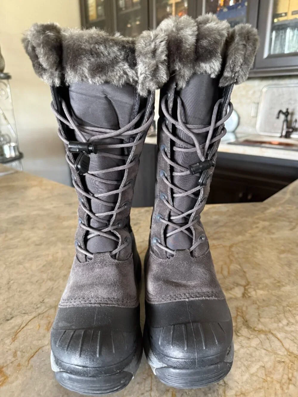 Women's Baffin Iceland Snow Boots NWT Size 7